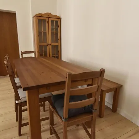 Liliencronstrasse Apartment