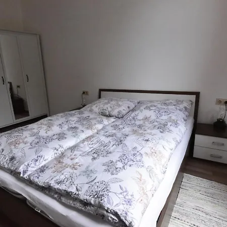 Liliencronstrasse Apartment