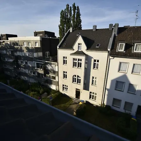 Liliencronstrasse * Dusseldorf