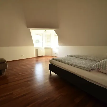 Liliencronstrasse Apartment