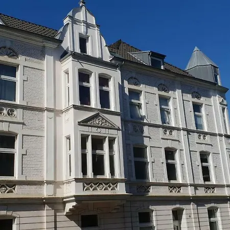Liliencronstrasse * Dusseldorf