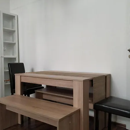 Apartment Liliencronstrasse *